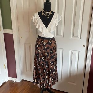 NWT Worthington Pleated Midi Length Leopard Skirt